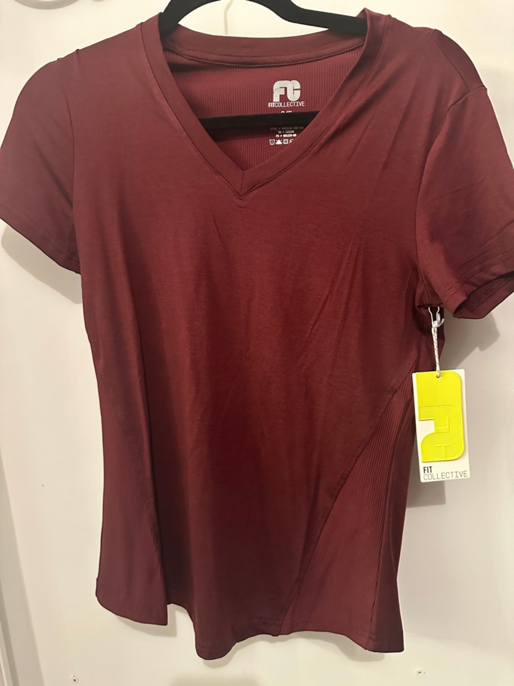 Women’s V-Neck Short Sleeve Top - Burgundy